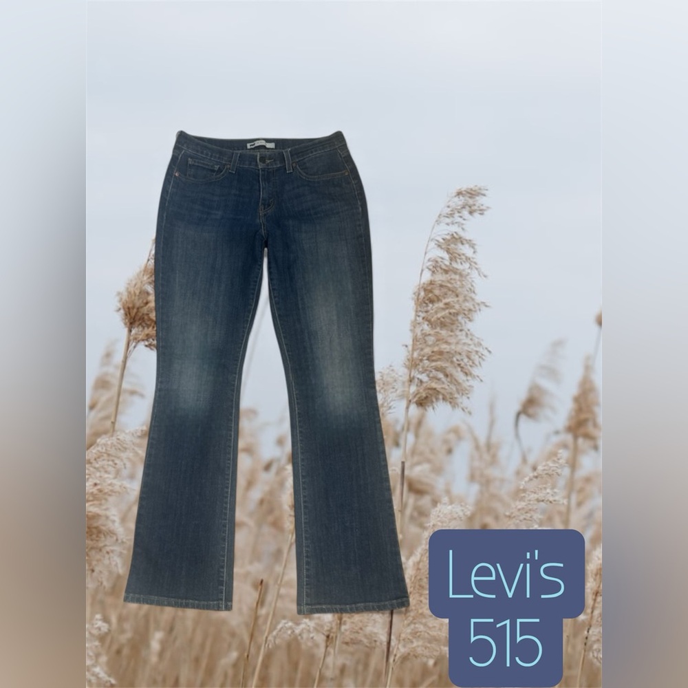 Women’s 5 Pocket Studded Levi 515 Mid Rise Bootcut Jeans Sz 10L (long)